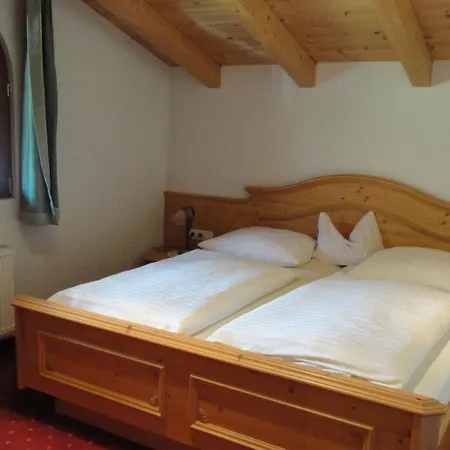 Birnbacher Guest house *